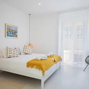 https://twins-idola-apartments.pula-hotels.org